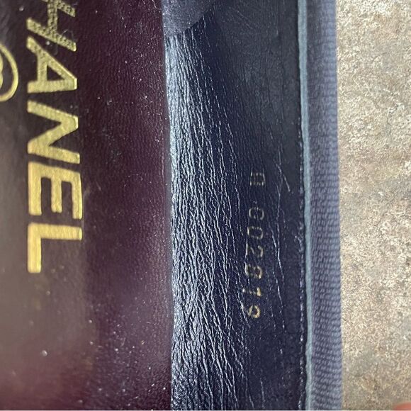 Authentic Chanel leather classic ballerina flats Size 38 - Picture 9 of 9